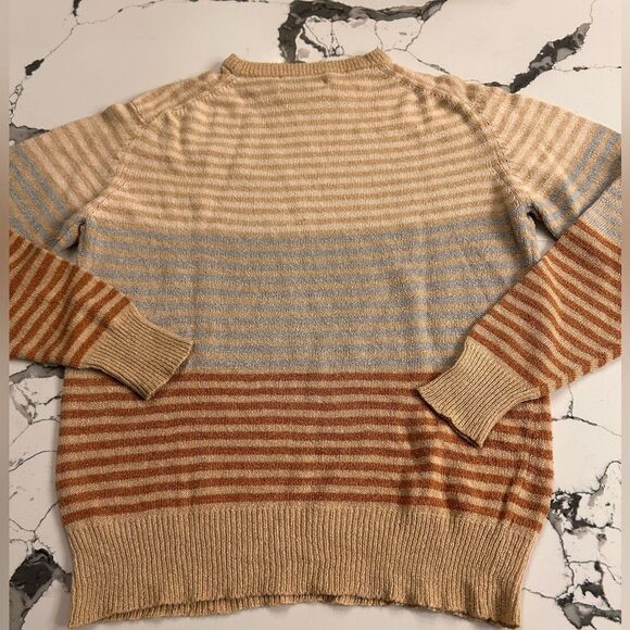 Women's Christian Dior size medium sweater - Picture 6 of 6